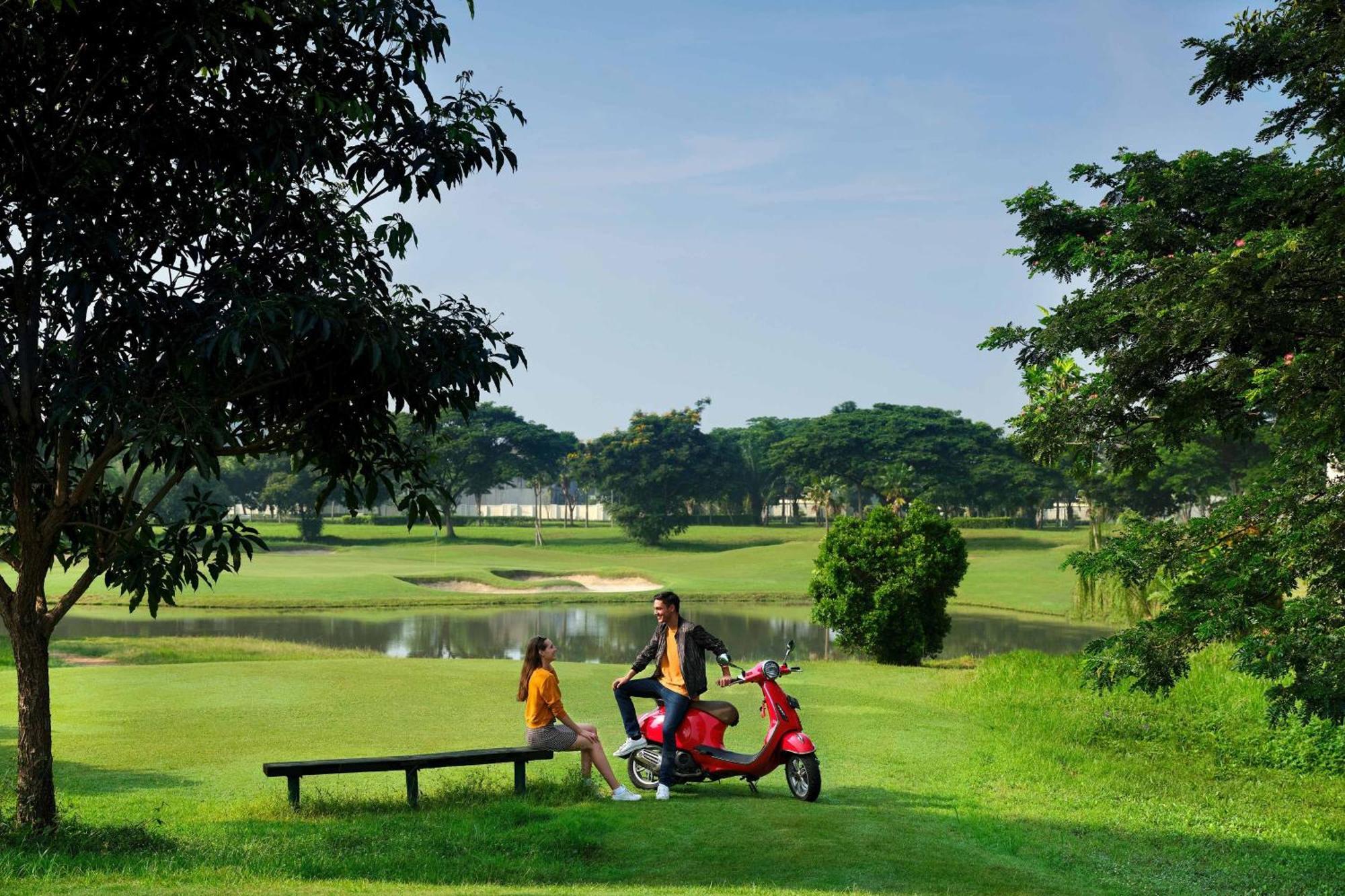 Four Points By Sheraton Surabaya, Pakuwon Indah מראה חיצוני תמונה